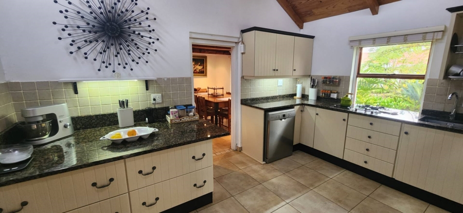 6 Bedroom Property for Sale in George Rural Western Cape